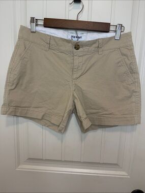 Old Navy Women's Beige Chino Shorts